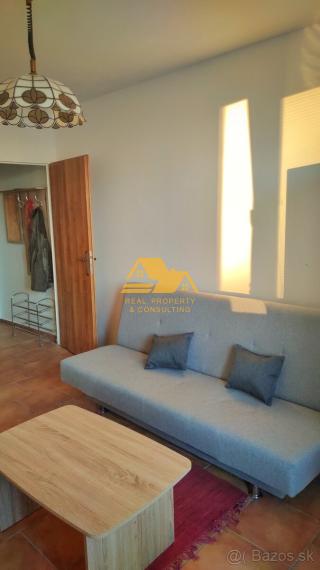 Prenajmem garsónku s balkónom v Nových Zámkoch