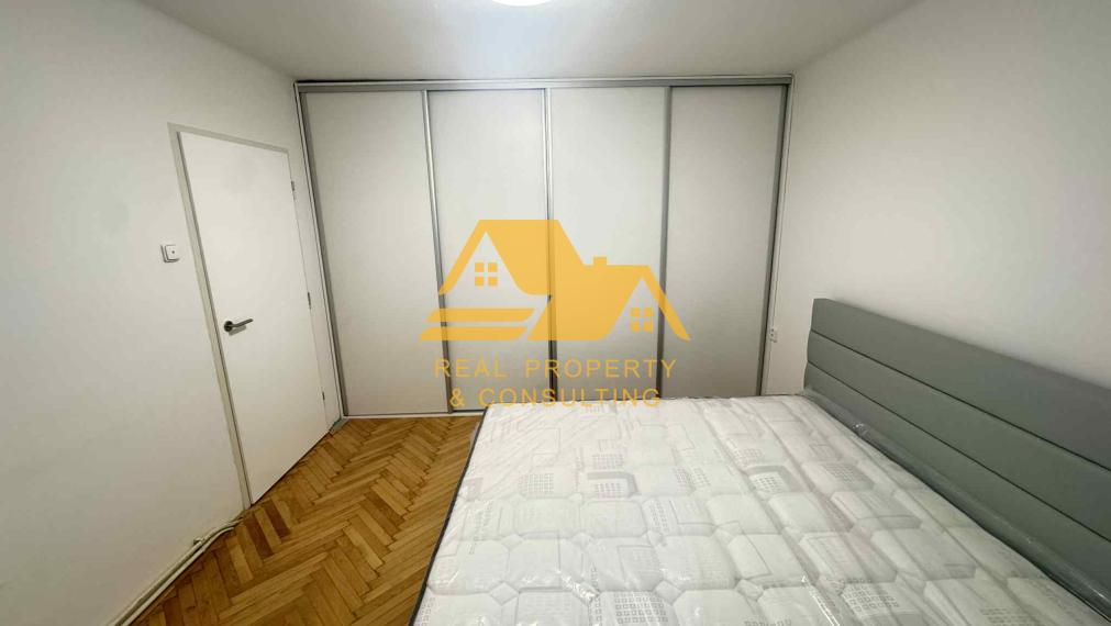 Prenajmem 2 izbový byt v centre v Nových Zámkoch