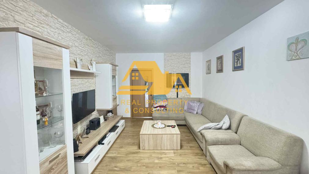 Predám prerobený 3 izbový byt na sídlisku Juh v Nových Zámkoch