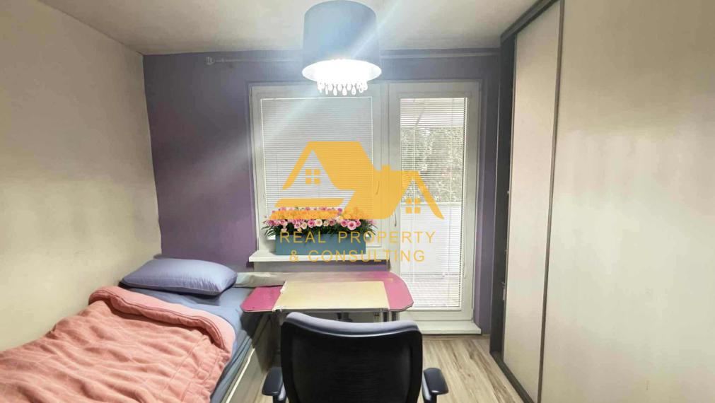 Predám 3 izbový byt s balkónom na sídlisku Juh v Nových Zámkoch