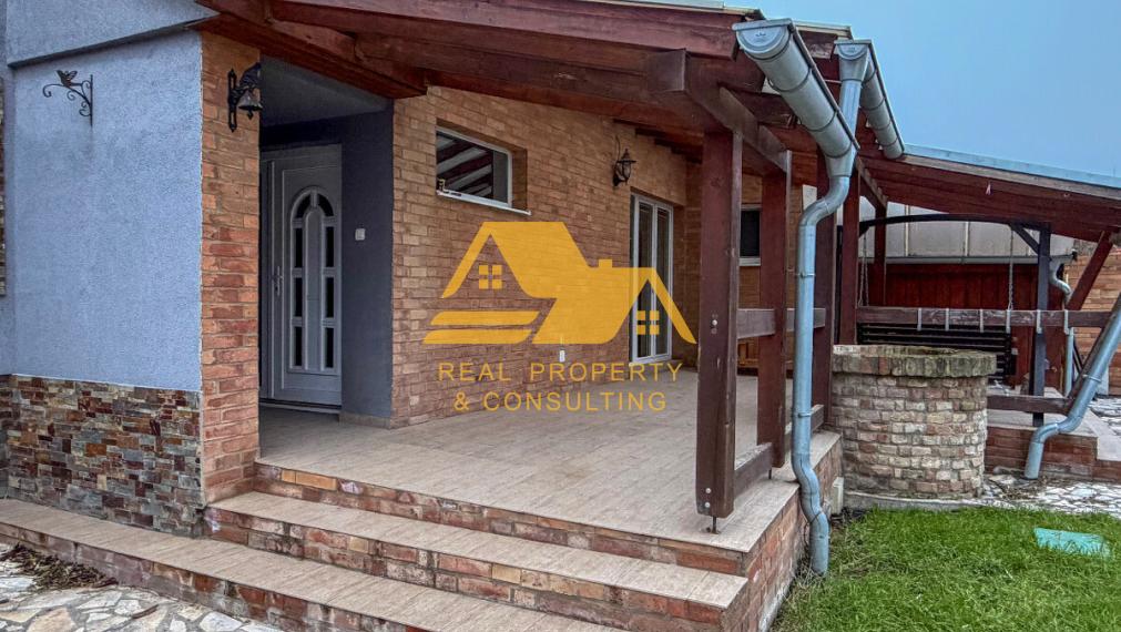 Predám prerobený rodinný dom v Nových Zámkoch