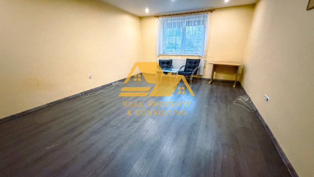 Predám prerobený rodinný dom v Nových Zámkoch