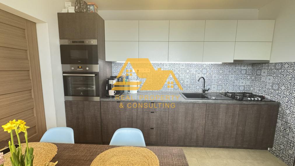 Predám prerobený 3 izbový byt na sídlisku Juh v Nových Zámkoch