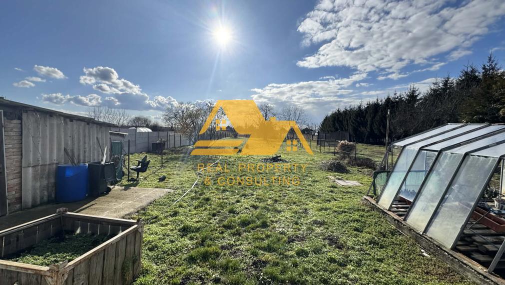 Predám rodinný dom s garážou v obci Tvrdošovce