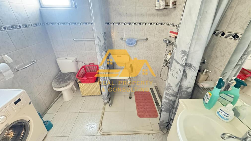 Predám rodinný dom s garážou v obci Tvrdošovce