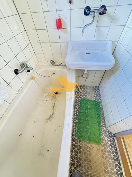 Predám rodinný dom s garážou v obci Tvrdošovce