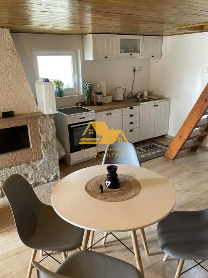 Predám peknú chatu na celoročné bývanie v Nových zámkoch