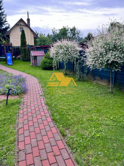 Predám peknú chatu na celoročné bývanie v Nových zámkoch