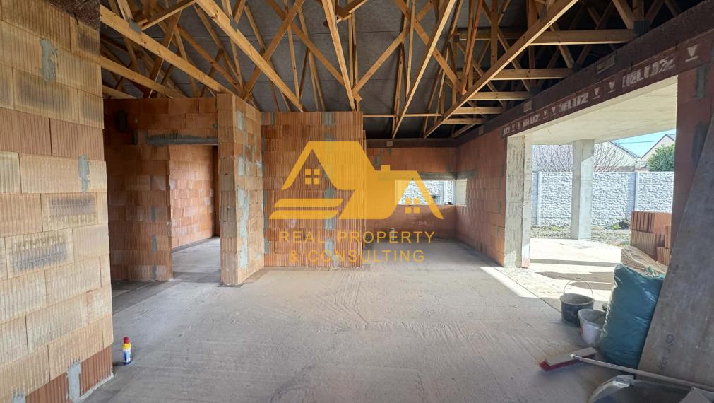 Predám novostavbu rodinného domu s garážou v Nových Zámkoch