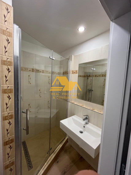 Prenajmem prerobený 1 izbový byt s balkónom v Nových Zámkoch