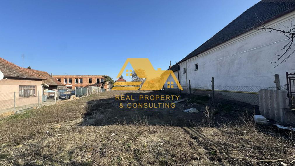 Predám stavebný pozemok v Hurbanove