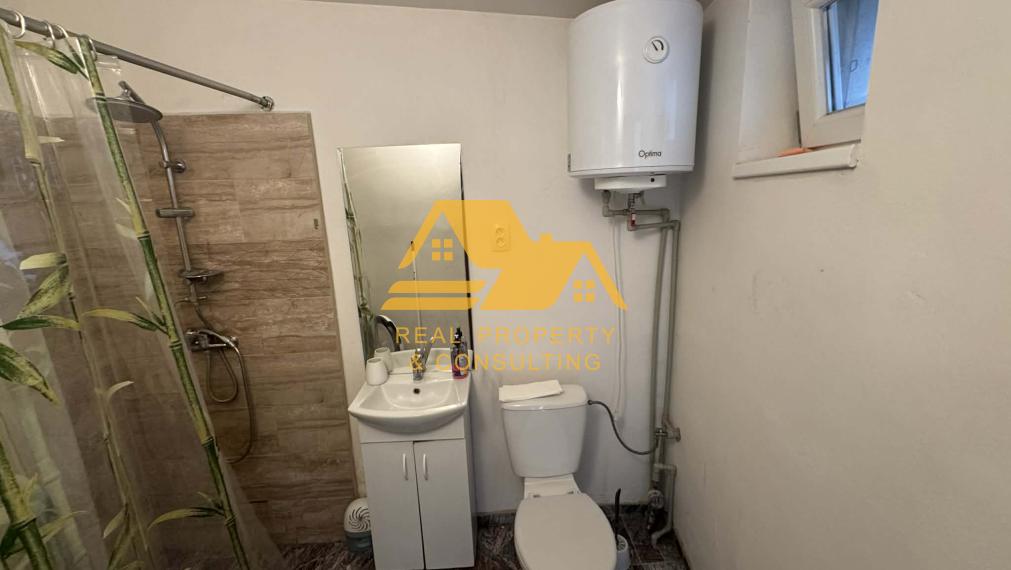 Prenajmem 1 izbový byt v Nesvadoch