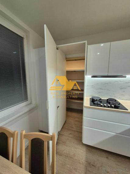Prenajmem zariadený 3 izbový byt v Nových Zámkoch