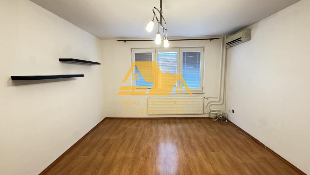 Prenajmem 3 izbový byt na sídlisku Juh v Nových Zámkoch