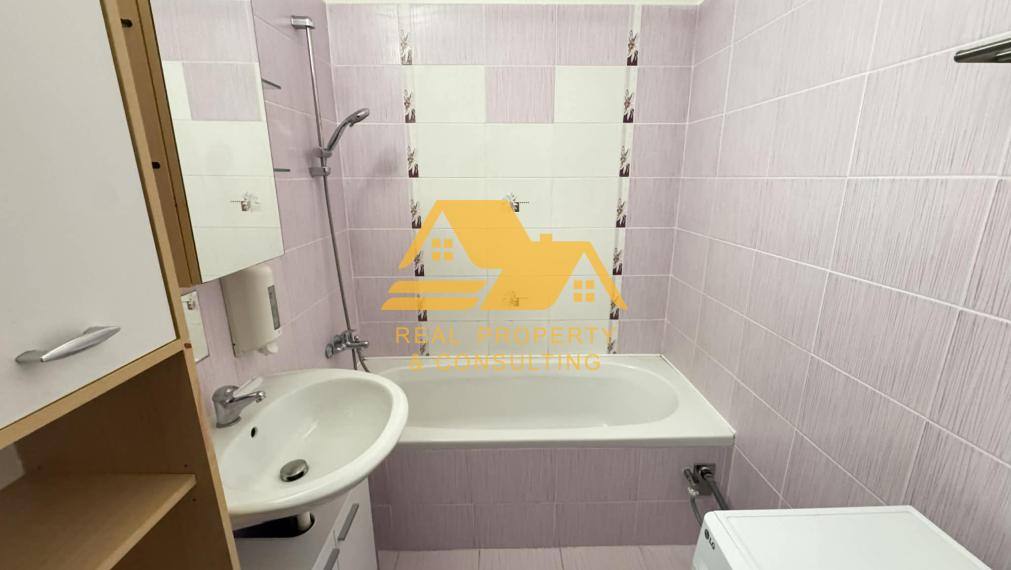 Prenajmem 3 izbový byt na sídlisku Juh v Nových Zámkoch