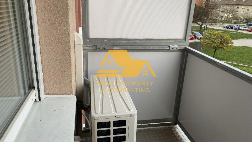 Predám 3 izbový byt s balkónom v Nových Zámkoch