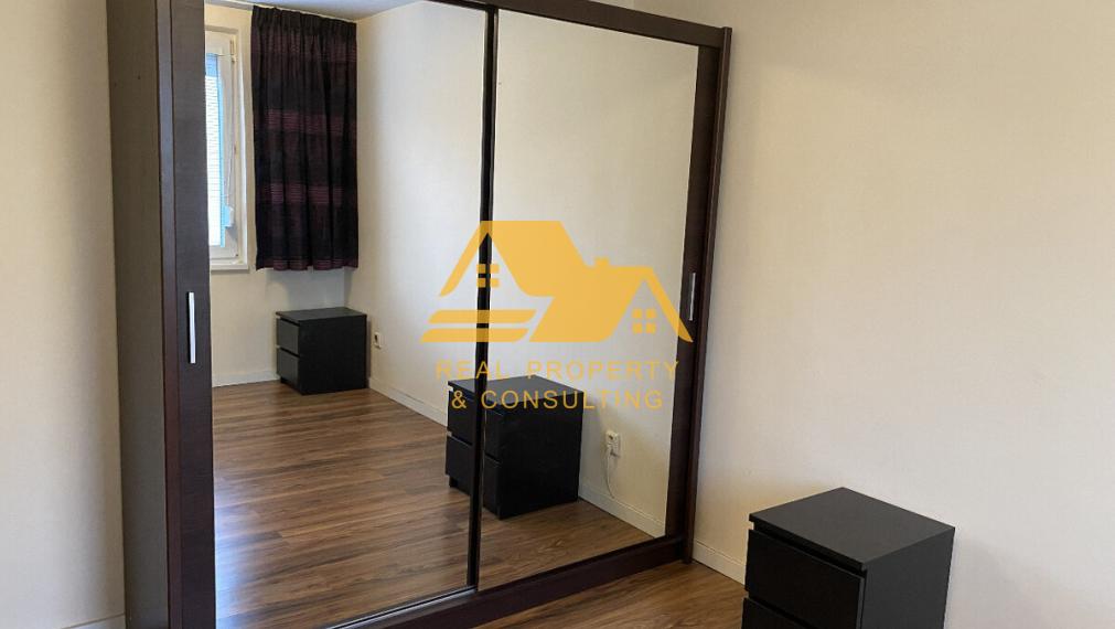 Predám 3 izbový byt s balkónom v Nových Zámkoch