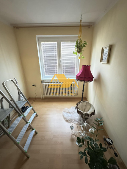 Exkluzívne! Predám 4 izbový rodinný dom v tichej lokalite v Nových Zámkoch