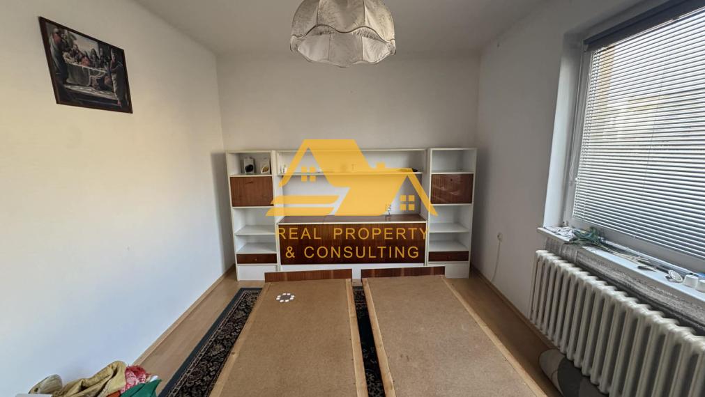 Exkluzívne! Predám 4 izbový rodinný dom v tichej lokalite v Nových Zámkoch