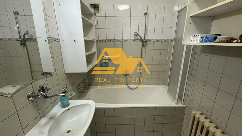 Exkluzívne! Predám 4 izbový rodinný dom v tichej lokalite v Nových Zámkoch