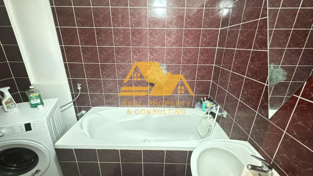 Exkluzívne! Predám 2 izbový byt neďaleko stanice v Nových Zámkoch