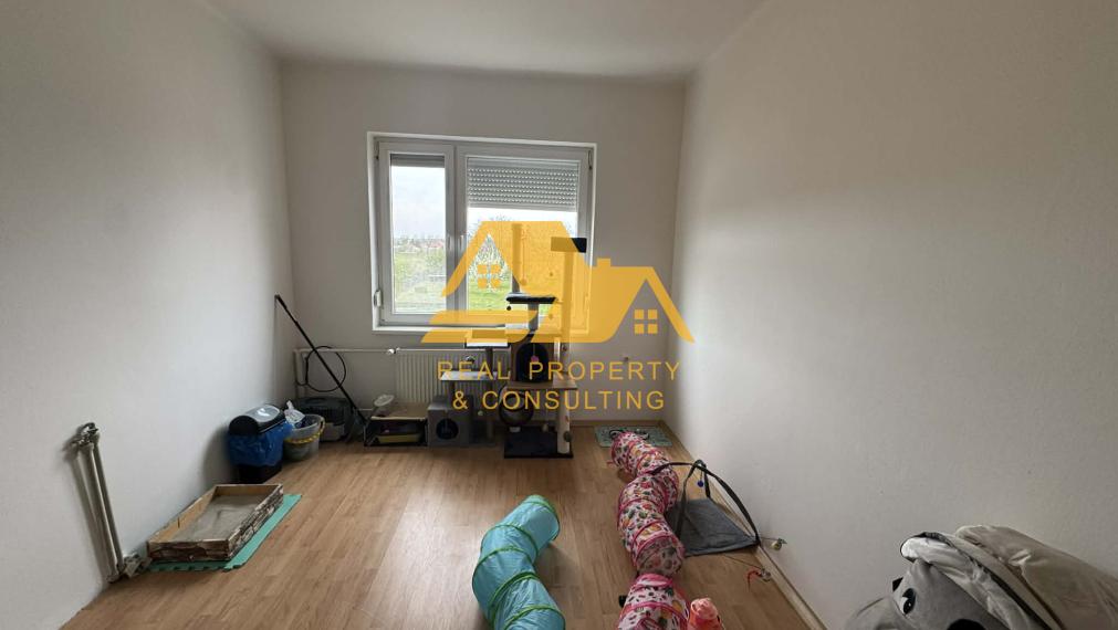 Predám rodinný dom s garážou v obci Tvrdošovce