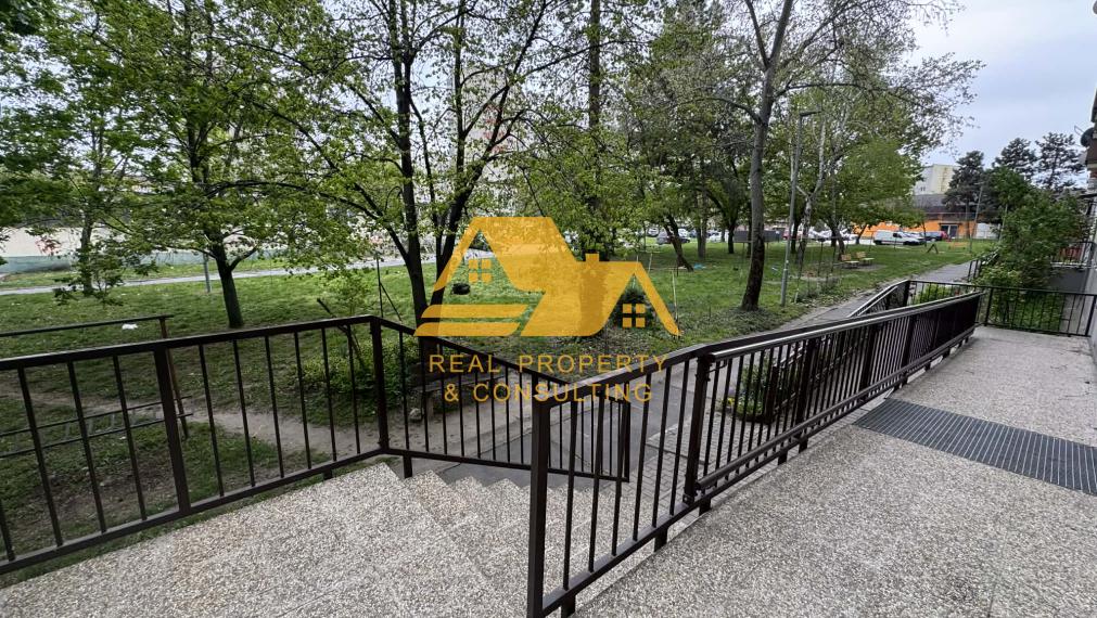 Predám 2 izbový byt s balkónom v Nových Zámkoch