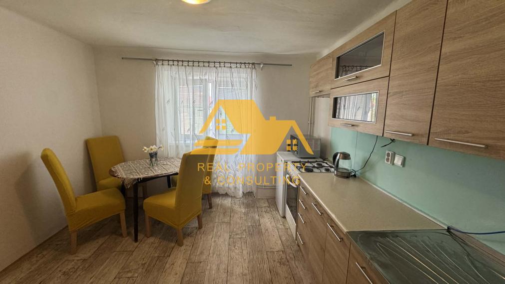 Prenajmem 2 izbový byt v centre v Nových Zámkoch