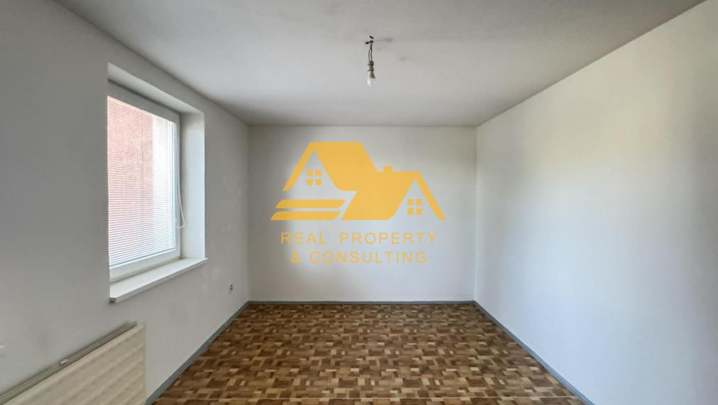 Výhodná ponuka! Predám 2 izbový byt s balkónom v Nových Zámkoch