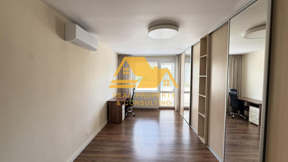 Predám pekný 3 izbový byt s balkónom v Nových Zámkoch