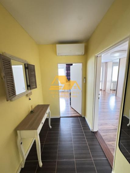Predám pekný 3 izbový byt s balkónom v Nových Zámkoch