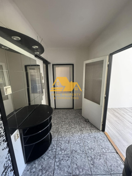 Exkluzívne! Predám 3 izbový byt s balkónom v Nových Zámkoch