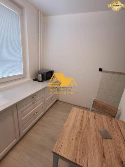 Prenajmem 2 izbový byt s balkónom v Nových Zámkoch