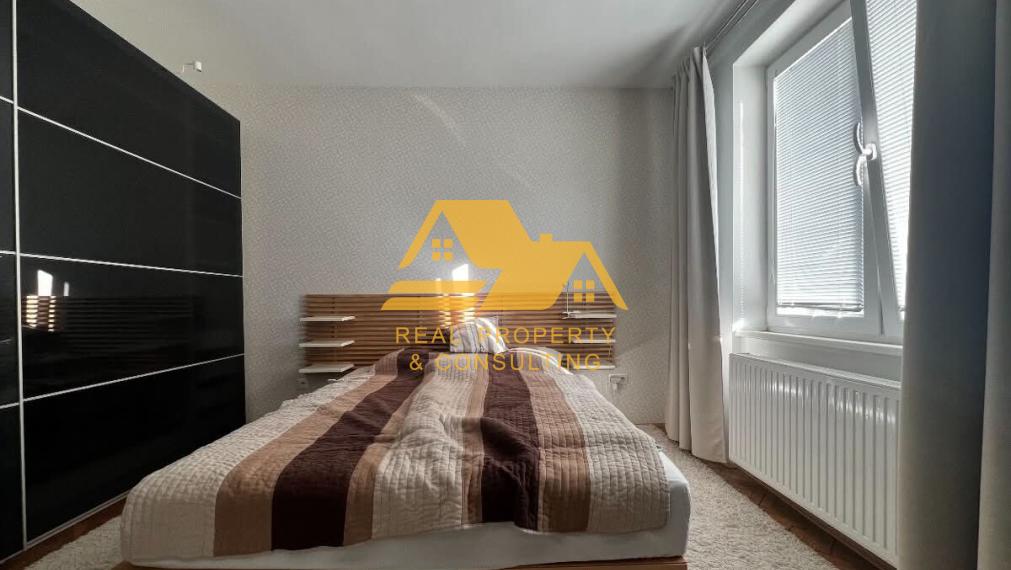 Prenajmem 3 izbový byt neďaleko centra v Nových Zámkoch