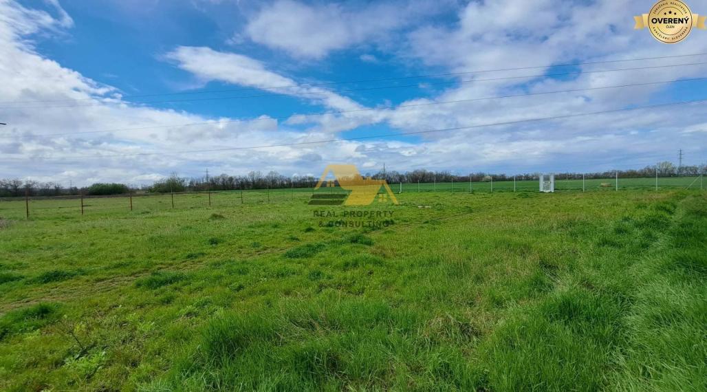 Predám stavebný pozemok v Nových Zámkoch