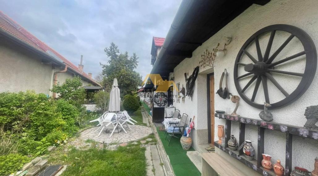 Predám apartmánový dom v obci Podhájska