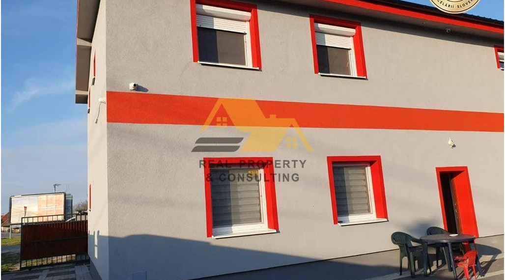 Predám podnikateľský objekt v Komjaticiach