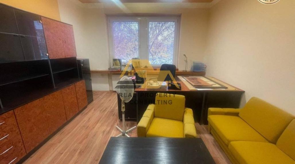 Prenajmem kancelársky priestor v centre v Nových Zámkoch