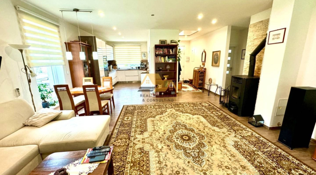 Predám rodinný dom v obci Dvory nad Žitavou