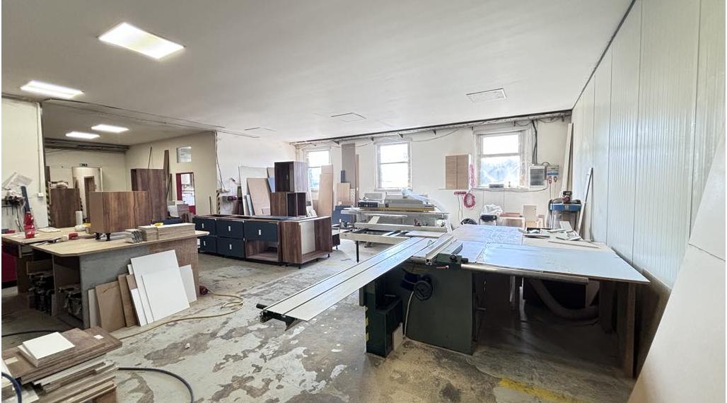 Prenajmem výrobný priestor v Nových Zámkoch