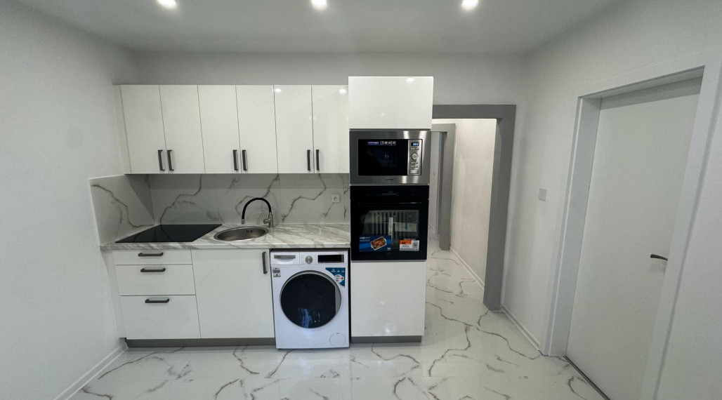 Predám prerobený 4 izbový byt v Nových Zámkoch