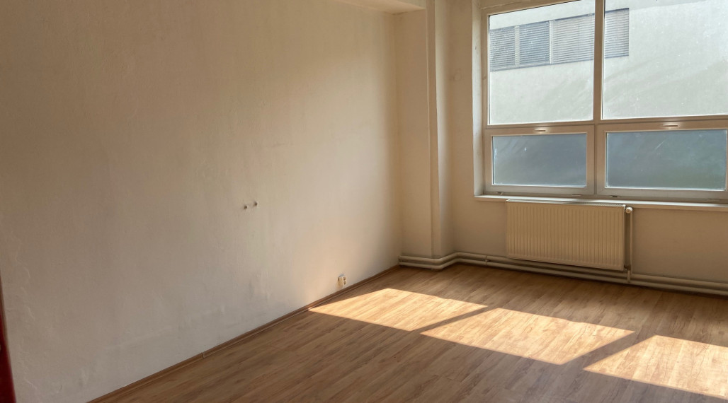 Prenajmem obchodné priestory v Nových Zámkoch