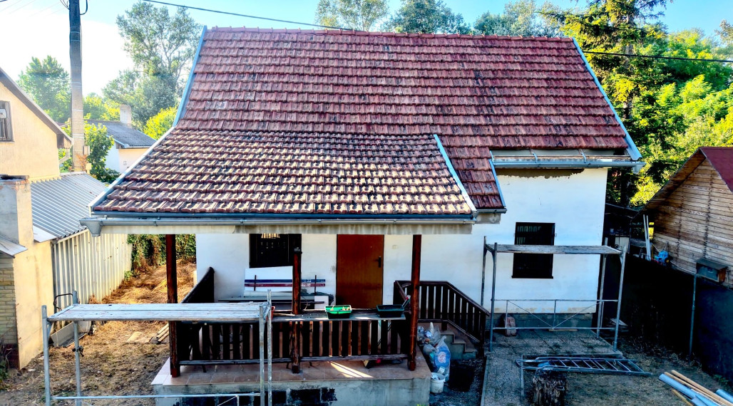Predám celoročne obývateľnú chatu v Nových Zámkoch