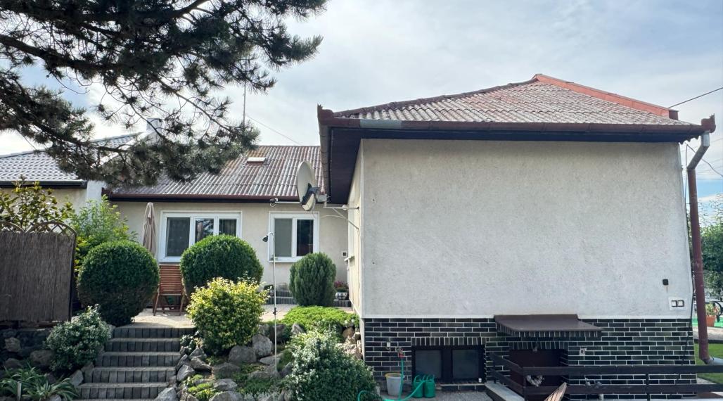 Exkluzívne! Predám rodinný dom s garážou v tichej lokalite