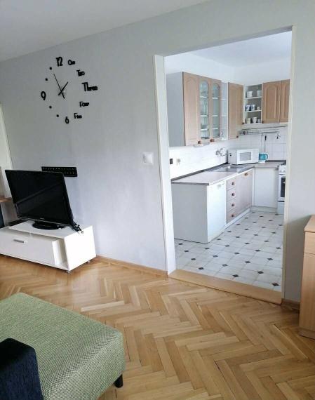 Prenajmem 3 izbový byt v Nových Zámkoch