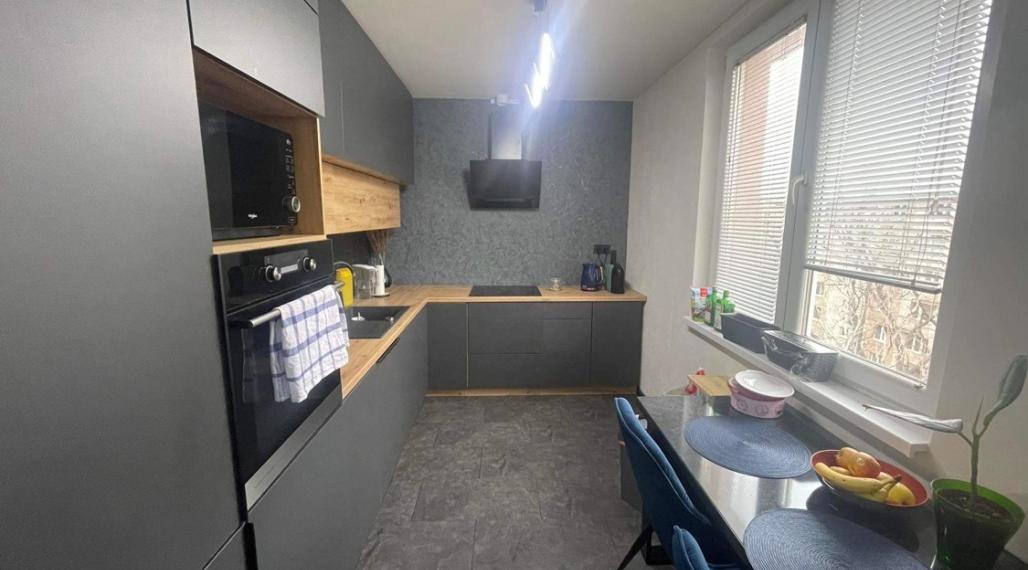 Prenajmem moderný 2 izbový byt s balkónom v Nových Zámkoch