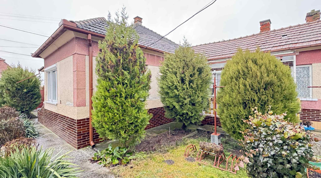 Predám rodinný dom v obci Tvrdošovce