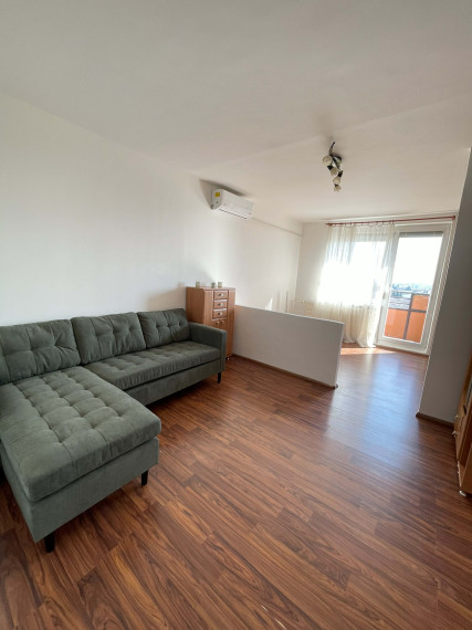 Prenajmem 1 izbový byt s 2 balkónmi v Nových Zámkoch