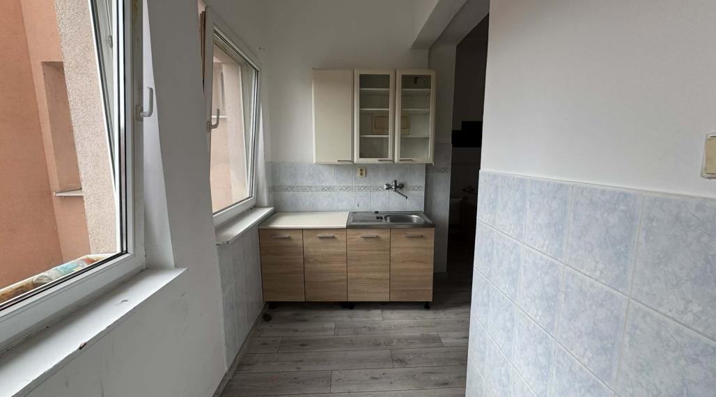 Prenajmem garsónku v Nových Zámkoch