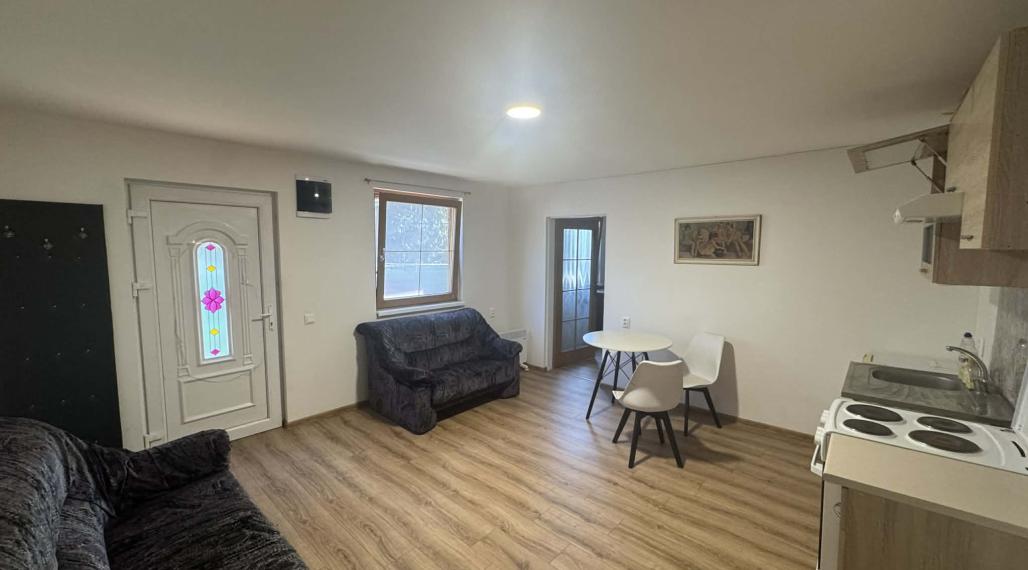 Prenajmem 2 izbový byt v Nových Zámkoch